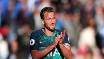 HUDDERSFIELD, ENGLAND - SEPTEMBER 29: Harry Kane of Tottenham Hotspur shows appreciation to fans after the Premier League match between Huddersfield Town and Tottenham Hotspur at John Smith's Stadium on September 29, 2018 in Huddersfield, United Kingdom. (Photo by Alex Morton/Getty Images)