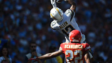 CARSON, CA - SEPTEMBER 09: Wide receiver Keenan Allen #13 of the Los Angeles Chargers makes a catch in front of cornerback Orlando Scandrick #22 of the Kansas City Chiefs at StubHub Center on September 9, 2018 in Carson, California. (Photo by Kevork Djansezian/Getty Images)