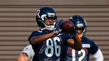 Jul 29, 2021; Lake Forest, IL, USA; Chicago Bears wide receiver Jon’Vea Johnson (86) catches the ball during a Chicago Bears training camp session at Halas Hall. Mandatory Credit: Jon Durr-USA TODAY Sports
