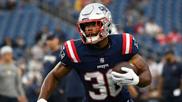Former South Carolina football running back Kevin Harris with the New England Patriots. Mandatory Credit: Eric Canha-USA TODAY Sports