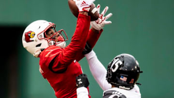 Louisville Cardinals wide receiver Braden Smith catches a pass during the 2022 Wasabi Fenway Bowl. Getty Images.