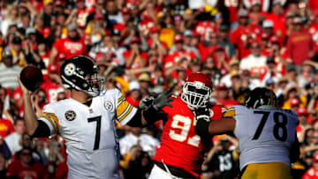 KANSAS CITY, MO - OCTOBER 15: Quarterback Ben Roethlisberger