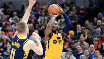 INDIANAPOLIS, IN - NOVEMBER 19: Jae Crowder #99 of the Utah Jazz shoots the ball against the Indiana Pacers at Bankers Life Fieldhouse on November 19, 2018 in Indianapolis, Indiana. (Photo by Andy Lyons/Getty Images)