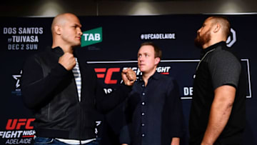 ADELAIDE, AUSTRALIA - NOVEMBER 29: Junior Dos Santos and Tai Tuivasa face off during the UFC Fight Night Ultimate Media Day at the Hilton Hotel in Adelaide at on November 29, 2018 in Adelaide, Australia. (Photo by Mark Brake/Zuffa LLC/Zuffa LLC)