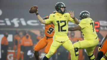 Tyler Shough, Oregon football. Mandatory Credit: Soobum Im-USA TODAY Sports