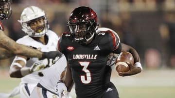 LOUISVILLE, KY - OCTOBER 05: Malik Cunningham #3 of the Louisville Cardinals runs the ball in the first half of the game against the Georgia Tech Yellow Jackets at Cardinal Stadium on October 5, 2018 in Louisville, Kentucky. (Photo by Joe Robbins/Getty Images)