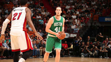 MIAMI, FL - NOVEMBER 28: Kelly Olynyk