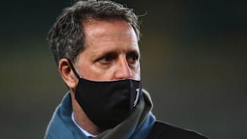 VERONA, ITALY - FEBRUARY 27: Fabio Paratici, Juventus Director of Sport looks on prior to the Serie A match between Hellas Verona FC and Juventus at Stadio Marcantonio Bentegodi on February 27, 2021 in Verona, Italy. Sporting stadiums around Italy remain under strict restrictions due to the Coronavirus Pandemic as Government social distancing laws prohibit fans inside venues resulting in games being played behind closed doors. (Photo by Alessandro Sabattini/Getty Images )