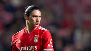 LISBON, PORTUGAL - FEBRUARY 23: Darwin Nunez of SL Benfica looks on during the UEFA Champions League Round Of Sixteen Leg One match between SL Benfica and AFC Ajax at Estadio da Luz on February 23, 2022 in Lisbon, Portugal. (Photo by Jose Manuel Alvarez/Quality Sport Images/Getty Images)