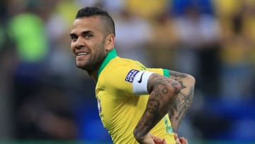 SAO PAULO, BRAZIL - JUNE 22: Dani Alves of Brazil celebrates after scoring the fourth goal of his team during the Copa America Brazil 2019 group A match between Peru and Brazil at Arena Corinthians on June 22, 2019 in Sao Paulo, Brazil. (Photo by Buda Mendes/Getty Images)