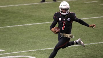 SEATTLE, WASHINGTON - NOVEMBER 19: Kyler Murray #1 of the Arizona Cardinals runs with the ball in the fourth quarter against the Seattle Seahawks at Lumen Field on November 19, 2020 in Seattle, Washington. (Photo by Abbie Parr/Getty Images)
