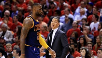 TORONTO, ON - MAY 27: Head coach Tyronn Lue talks to LeBron James #23 of the Cleveland Cavaliers in the second half against the Toronto Raptors in game six of the Eastern Conference Finals during the 2016 NBA Playoffs at Air Canada Centre on May 27, 2016 in Toronto, Canada. NOTE TO USER: User expressly acknowledges and agrees that, by downloading and or using this photograph, User is consenting to the terms and conditions of the Getty Images License Agreement. (Photo by Vaughn Ridley/Getty Images)