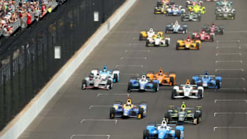 INDIANAPOLIS, IN - MAY 28: Scott Dixon of New Zealand, driver of the #9 Camping World Honda, leads the field during during the 101st Indianapolis 500 at Indianapolis Motorspeedway on May 28, 2017 in Indianapolis, Indiana. (Photo by Chris Graythen/Getty Images)