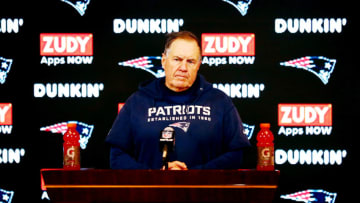 New England Patriots head coach Bill Belichick (Photo by Adam Glanzman/Getty Images)
