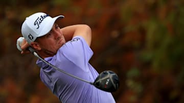 ORLANDO, FLORIDA - DECEMBER 19: Justin Thomas of the United States hits his tee shot on the 18th hole during the first round of the PNC Championship at the Ritz Carlton Golf Club on December 19, 2020 in Orlando, Florida. (Photo by Mike Ehrmann/Getty Images)