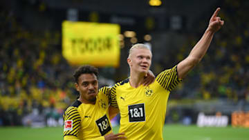 Erling Haaland and Donyell Malen. (Photo by Matthias Hangst/Getty Images)