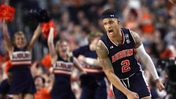 Bryce Brown #2 of the Auburn Tigers (Photo by Streeter Lecka/Getty Images)
