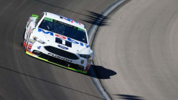 LAS VEGAS, NV - SEPTEMBER 16: Kevin Harvick, driver of the #4 Mobil 1 Ford, races during the Monster Energy NASCAR Cup Series SouthPoint 400 at Las Vegas Motor Speedway on September 16, 2018 in Las Vegas, Nevada. (Photo by Jonathan Ferrey/Getty Images)