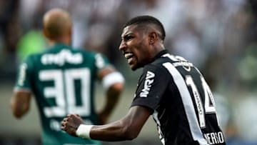 BELO HORIZONTE, BRAZIL - NOVEMBER 11: Emerson #14 of Atletico MG a match between Atletico MG and Palmeiras as part of Brasileirao Series A 2018 at Independencia stadium on November 11, 2018 in Belo Horizonte, Brazil. (Photo by Pedro Vilela/Getty Images)