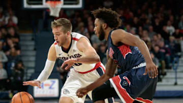SPOKANE, WA - NOVEMBER 14: Jesse Wade #10 of the Gonzaga Bulldogs controls the ball against R.J. Cole #2 of the Howard Bison in the second half at McCarthey Athletic Center on November 14, 2017 in Spokane, Washington. Gonzaga defeated Howard 106-69. (Photo by William Mancebo/Getty Images)