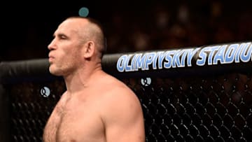 MOSCOW, RUSSIA - SEPTEMBER 15: Aleksei Oleinik of Russia stands in his corner prior to his heavyweight bout against Mark Hunt of New Zealand during the UFC Fight Night event at Olimpiysky Arena on September 15, 2018 in Moscow, Russia. (Photo by Jeff Bottari/Zuffa LLC/Zuffa LLC via Getty Images)