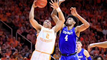KNOXVILLE, TENNESSEE - MARCH 02: Grant Williams #2 of the Tennessee Volunteers shoots the ball against the Kentucky Wildcats at Thompson-Boling Arena on March 02, 2019 in Knoxville, Tennessee. (Photo by Andy Lyons/Getty Images)