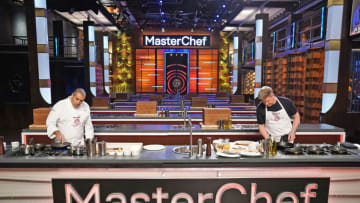 MASTERCHEF: L-R: Guest judge Michael Mina and chef/host Gordon Ramsay in the “Michael Mina Meat Roulette” episode airing Wednesday, July 7 (8:00-9:00 PM ET/PT) on FOX. © 2021 FOX MEDIA LLC. CR: FOX.