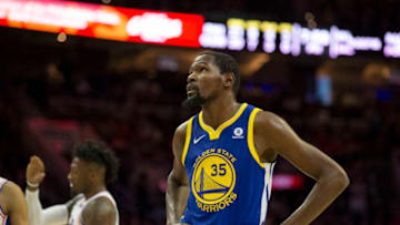PHILADELPHIA, PA - NOVEMBER 18: Kevin Durant