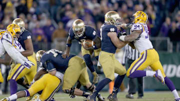 NASHVILLE, TN - DECEMBER 30: Malik Zaire