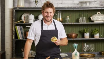 Wolferman’s Bakery® and Curtis Stone Collaborate to Celebrate National English Muffin Day. Photo provided by Wolferman's Bakery
