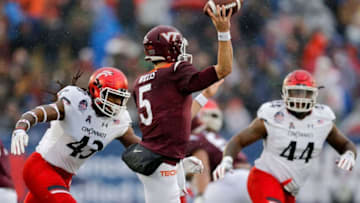 Cincinnati Bearcats defensive end Michael Pitts against Virginia Tech Hokies in Military Bowl.