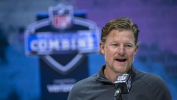 (Photo by Michael Hickey/Getty Images) *** Local Capture *** Les Snead