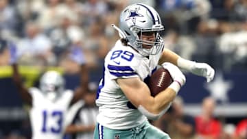 ARLINGTON, TEXAS - SEPTEMBER 08: Tight end Blake Jarwin #89 of the Dallas Cowboys makes a 28 yard reception and score a touchdown during the first quarter of the game against New York Giants at AT&T Stadium on September 08, 2019 in Arlington, Texas. (Photo by Ronald Martinez/Getty Images)
