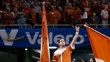 (Photo by Tim Warner/Getty Images)