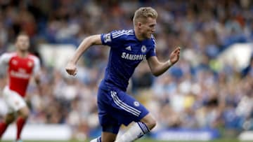 Chelsea's German striker Andre Schurrle runs with the ball during the English Premier League football match between Chelsea and Arsenal at Stamford Bridge in London on October 5, 2014. Chelsea won the game 2-0. AFP PHOTO/ADRIAN DENNIS== RESTRICTED TO EDITORIAL USE. NO USE WITH UNAUTHORIZED AUDIO, VIDEO, DATA, FIXTURE LISTS, CLUB/LEAGUE LOGOS OR "LIVE" SERVICES. ONLINE IN-MATCH USE LIMITED TO 45 IMAGES, NO VIDEO EMULATION. NO USE IN BETTING, GAMES OR SINGLE CLUB/LEAGUE/PLAYER PUBLICATIONS. == (Photo credit should read ADRIAN DENNIS/AFP via Getty Images)