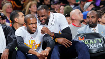 Phoenix Suns James Jones LeBron James (Photo by Rocky Widner/NBAE via Getty Images)