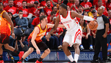 SALT LAKE CITY, UT - MAY 4: Joe Johnson #7 of the Houston Rockets handles the ball against David Stockton #5 of the Utah Jazz during Game Three of the Western Conference Semifinals of the 2018 NBA Playoffs on May 4, 2018 at the Vivint Smart Home Arena Salt Lake City, Utah. NOTE TO USER: User expressly acknowledges and agrees that, by downloading and or using this photograph, User is consenting to the terms and conditions of the Getty Images License Agreement. Mandatory Copyright Notice: Copyright 2018 NBAE (Photo by Andrew D. Bernstein/NBAE via Getty Images)