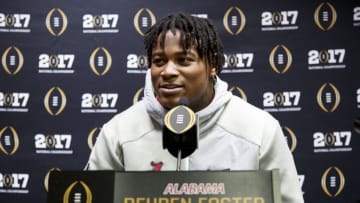 TAMPA, FL - JANUARY 7: Linebacker Reuben Foster