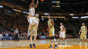 Dec 3, 2016; Knoxville, TN, USA; Tennessee Volunteers guard Robert Hubbs III (3) dunks the ball against the Georgia Tech Yellow Jackets during the first half at Thompson-Boling Arena. Mandatory Credit: Randy Sartin-USA TODAY Sports