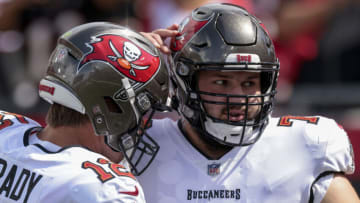 Tom Brady, Robert Hainsey, Tampa Bay Buccaneers (Photo by Douglas P. DeFelice/Getty Images)