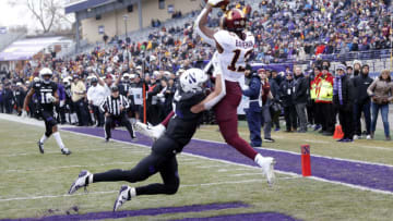 EVANSTON, ILLINOIS - NOVEMBER 23: Rashod Bateman #13 of the Minnesota Golden Gophers makes a catch for a touchdown in front of Travis Whillock #7 of the Northwestern Wildcats during the first quarter at Ryan Field on November 23, 2019 in Evanston, Illinois. (Photo by Nuccio DiNuzzo/Getty Images)