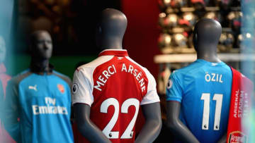 LONDON, ENGLAND - APRIL 26: An Arsenal shirt showing thanks to Arsene Wenger is sold inside the club shop prior to the UEFA Europa League Semi Final leg one match between Arsenal FC and Atletico Madrid at Emirates Stadium on April 26, 2018 in London, United Kingdom. (Photo by Mike Hewitt/Getty Images)