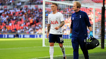 LONDON, ENGLAND - AUGUST 05: Kieran Trippier of Tottenham Hotspur leaves the field injured during the Pre-Season Friendly match between Tottenham Hotspur and Juventus on August 5, 2017 in London, England. (Photo by Stephen Pond/Getty Images)