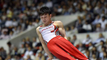 TOKYO, JAPAN - MAY 05: Kohei Uchimura competes Pommel Horse during the Artistic Gymnastics NHK Trophy at Yoyogi National Gymnasium on May 5, 2016 in Tokyo, Japan. (Photo by Koki Nagahama/Getty Images)