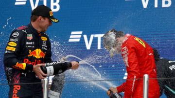 Max Verstappen, Red Bull, Carlos Sainz Jr., Ferrari, Lewis Hamilton, Mercedes, Formula 1 (Photo by Bryn Lennon/Getty Images)
