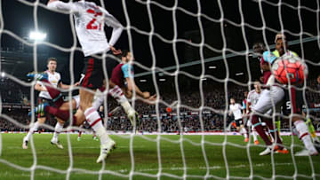 LONDON, ENGLAND - APRIL 13: James Tomkins of West Ham United scores during The Emirates FA Cup, sixth round replay between West Ham United and Manchester United at the Boleyn Ground on April 13, 2016 in London, England. (Photo by Paul Gilham/Getty Images)
