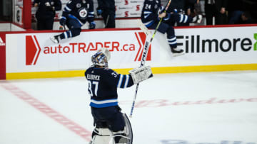 Winnipeg Jets, Connor Hellebuyck (37) Mandatory Credit: Terrence Lee-USA TODAY Sports