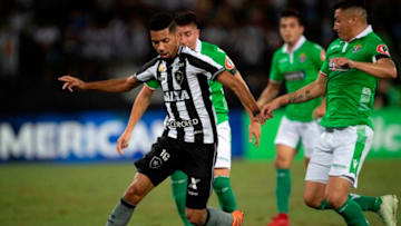 Brazil's Botafogo player Matheus Fernandes controls the ball during a Copa Sudamericana 2018 football match against Chile's Audax Italiano at Nilton Santos Olympic stadium "Engenhao" in Rio de Janeiro, Brazil, on May 09, 2018. (Photo by Mauro Pimentel / AFP) (Photo credit should read MAURO PIMENTEL/AFP via Getty Images)