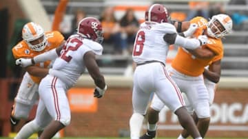 Tennessee offensive lineman Darnell Wright (72) and Tennessee tight end Jacob Warren (87) defend against Alabama defensive lineman Braylen Ingraham (52) and Alabama linebacker Christian Harris (8) during a game between Alabama and Tennessee at Neyland Stadium in Knoxville, Tenn. on Saturday, Oct. 24, 2020.102420 Ut Bama Gameaction
