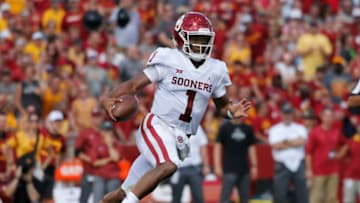 AMES, IA - SEPTEMBER 15: Quarterback Kyler Murray #1 of the Oklahoma Sooners runs the ball in the first half of play against the Iowa State Cyclones at Jack Trice Stadium on September 15, 2018 in Ames, Iowa. Oklahoma Sooners won 37-27 over the Iowa State Cyclones.(Photo by David K Purdy/Getty Images)